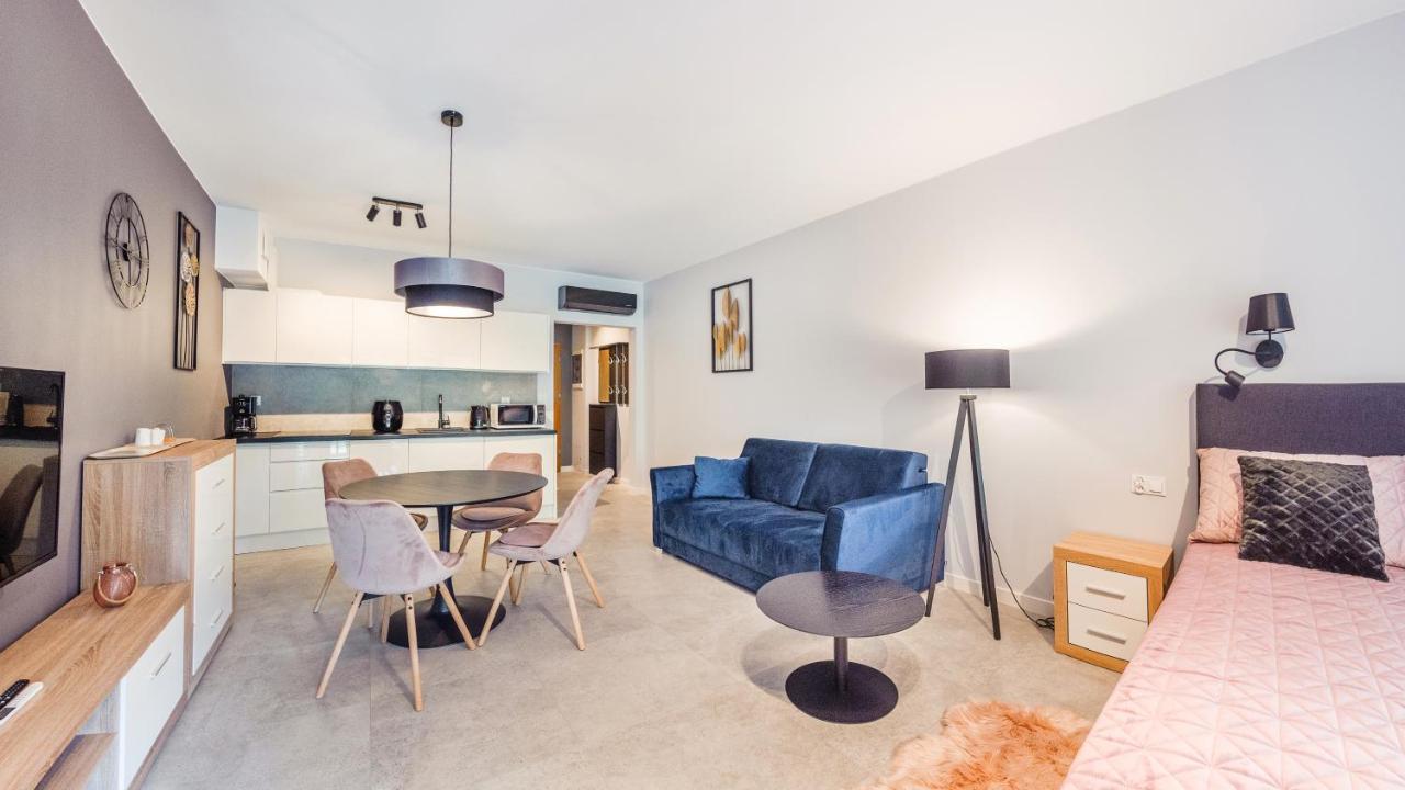 Apartamenty Sun & Snow Enklawa ミエルノ エクステリア 写真